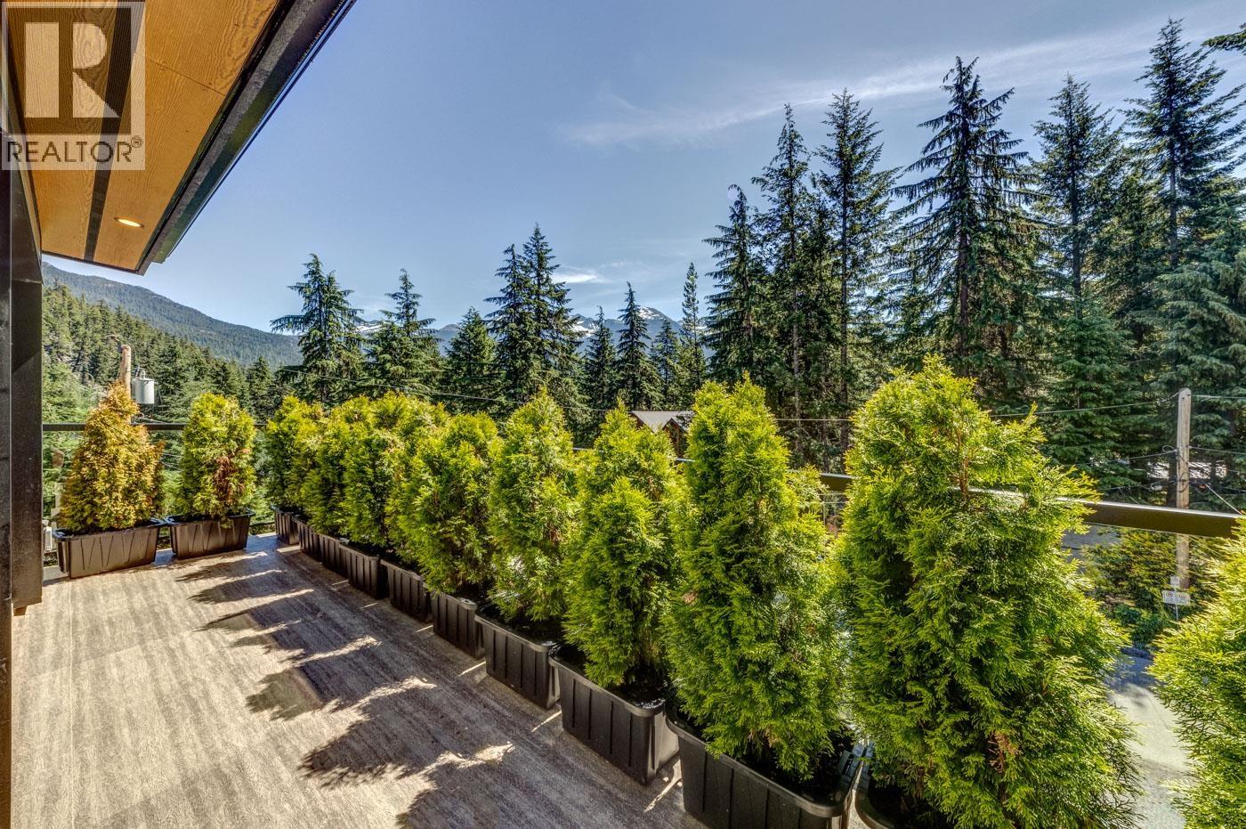 9391 EMERALD DRIVE, Whistler