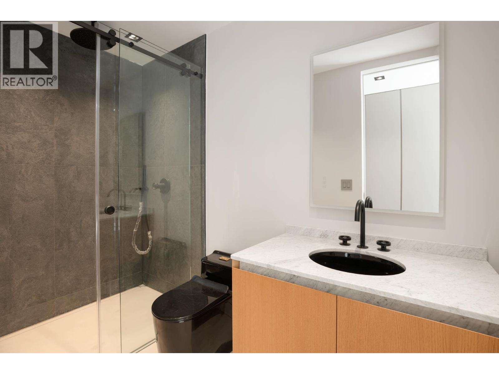2484 OTTAWA AVENUE, West Vancouver