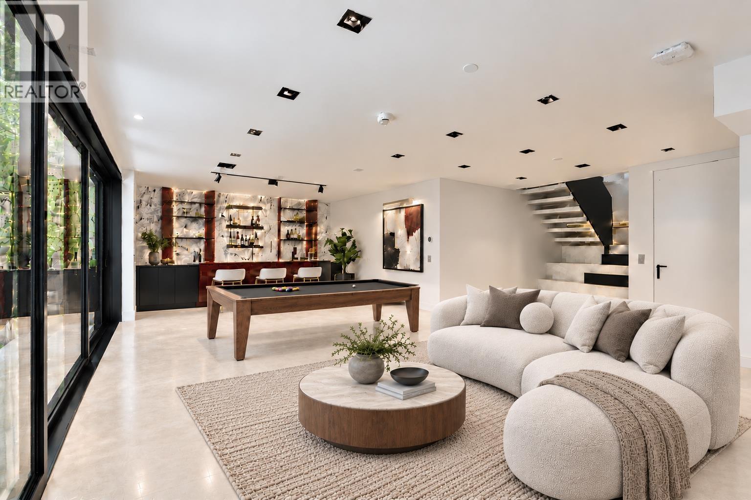 2484 OTTAWA AVENUE, West Vancouver