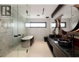 2484 Ottawa Avenue, West Vancouver, BC V7V2T1 Photo 18