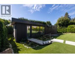 2484 Ottawa Avenue, West Vancouver, BC V7V2T1 Photo 34
