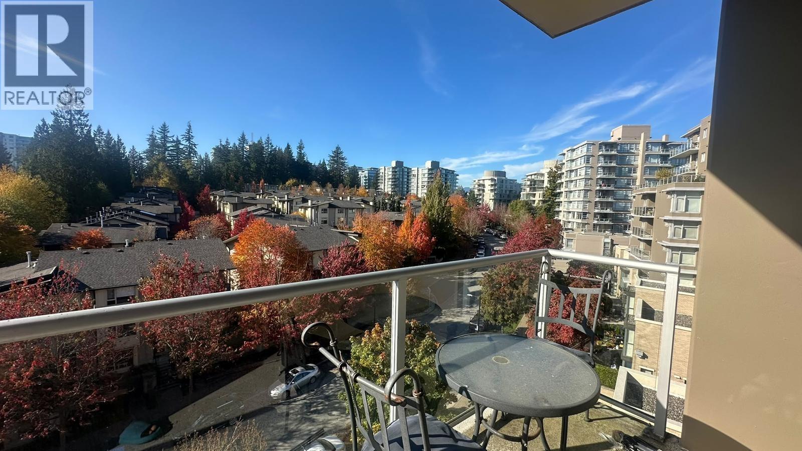 602 9298 UNIVERSITY CRESCENT, Burnaby