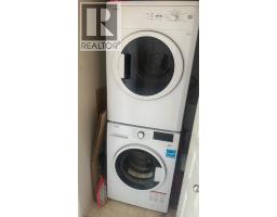 602 9298 University Crescent, Burnaby, BC V5A4X8 Photo 8