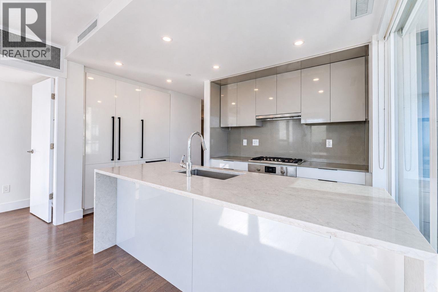 1902 4711 HAZEL STREET, Burnaby - Image 1