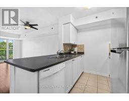602 - 35 Saranac Boulevard, Toronto, ON M6A2G4 Photo 10