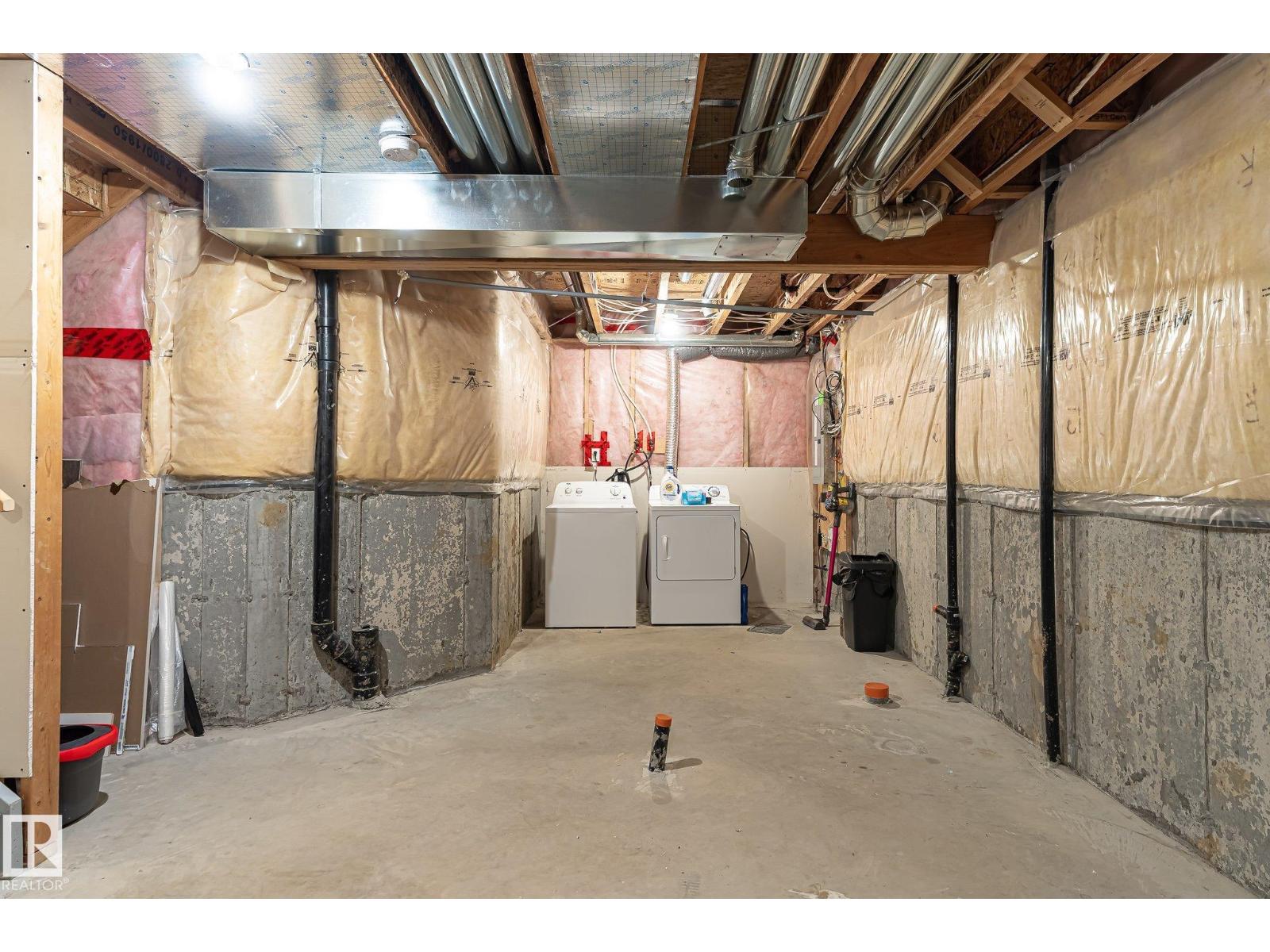 #27 85 SPRUCE VILLAGE DR - 36