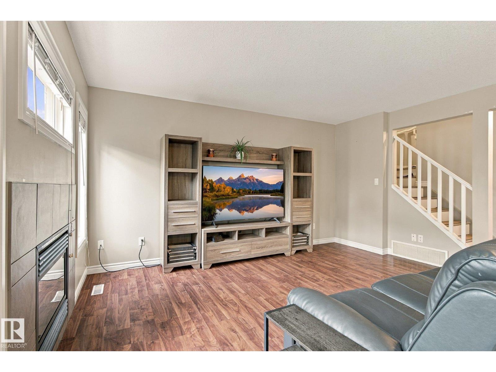#27 85 SPRUCE VILLAGE DR - Image 6