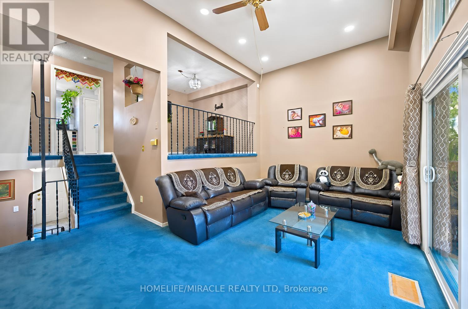 63- 63 Mccallum Court, Brampton, ON photo 6