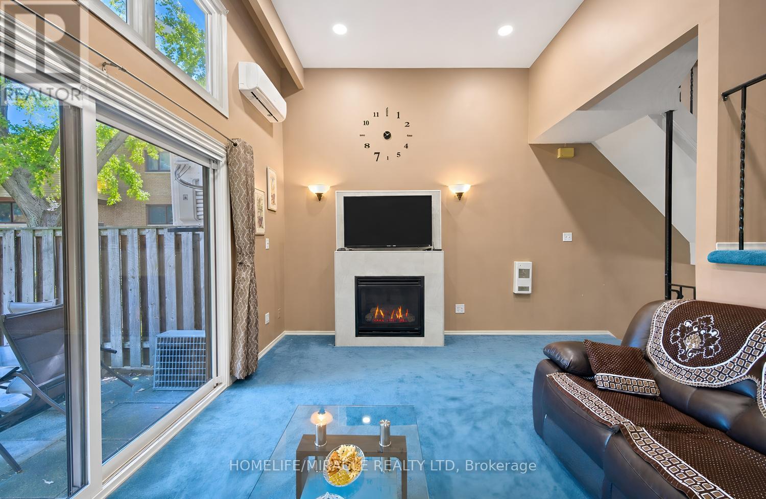 63- 63 Mccallum Court, Brampton, ON photo 8