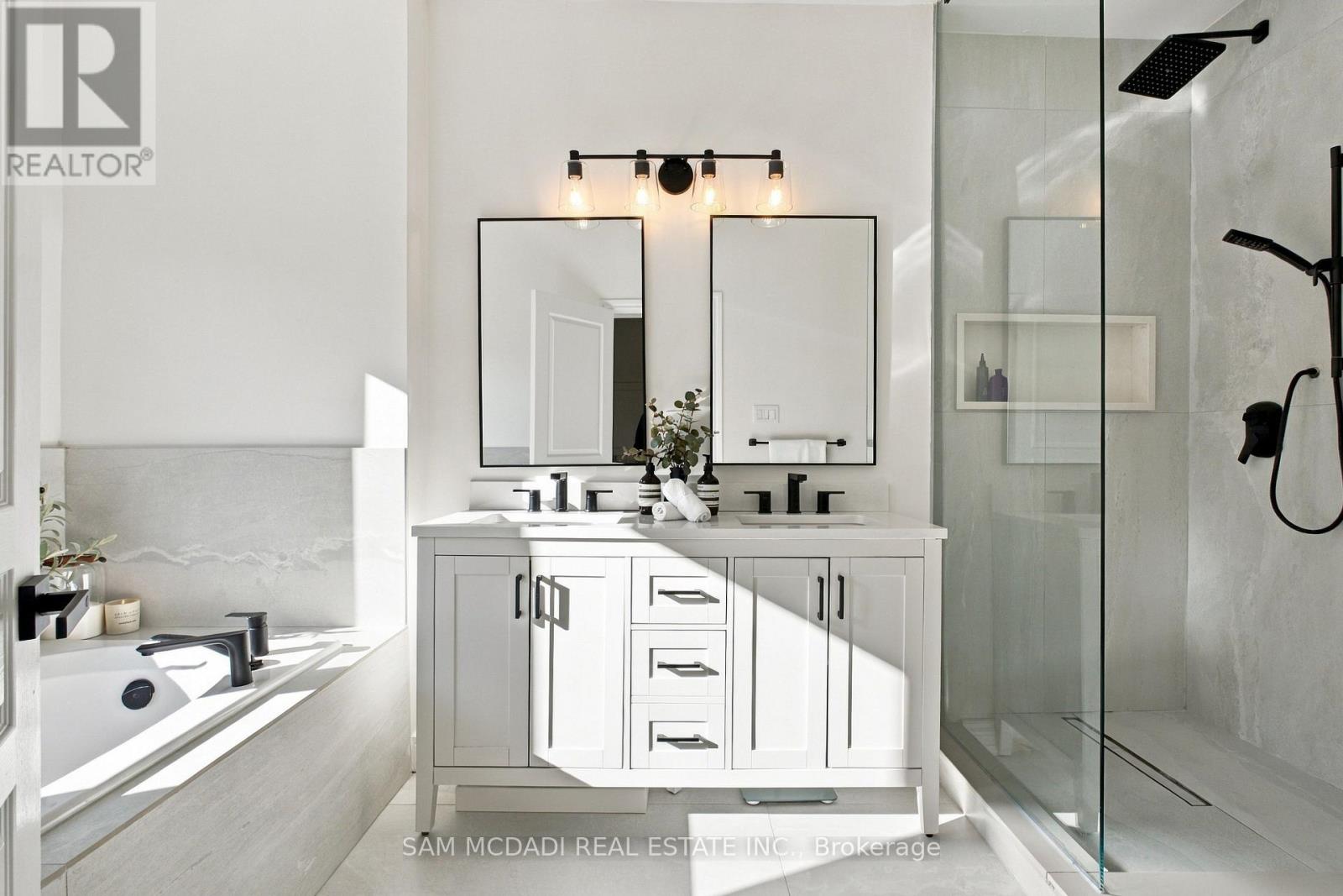 25 Premium Way, Mississauga, ON photo 30