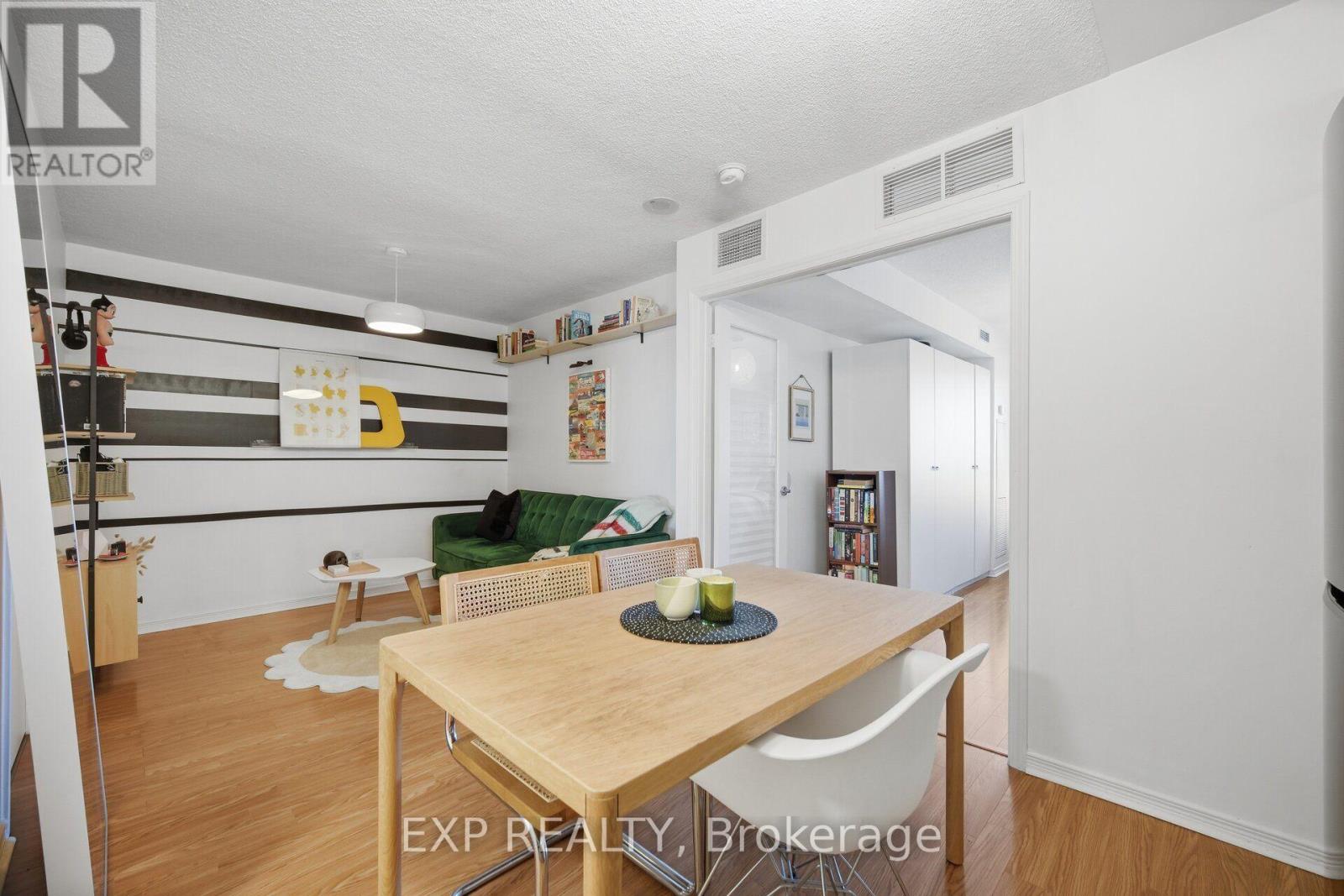 1030- 60 Heintzman Street, Toronto, ON photo 10