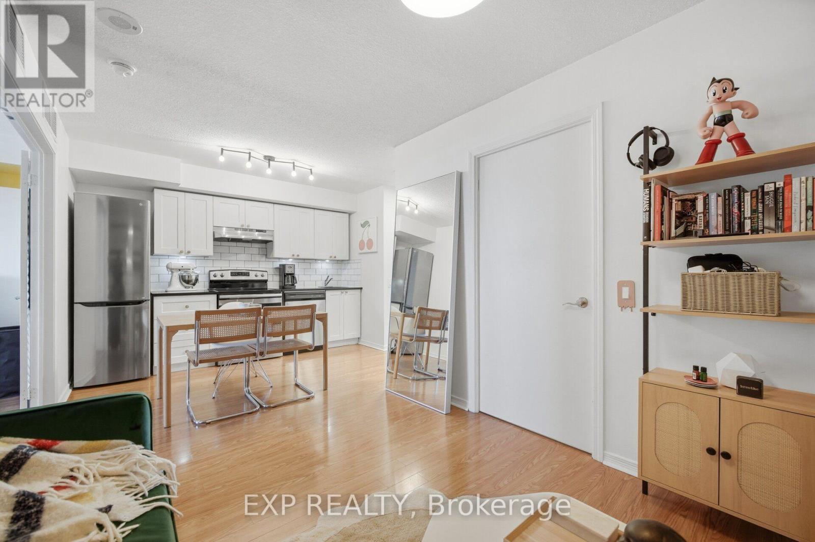 1030- 60 Heintzman Street, Toronto, ON photo 11