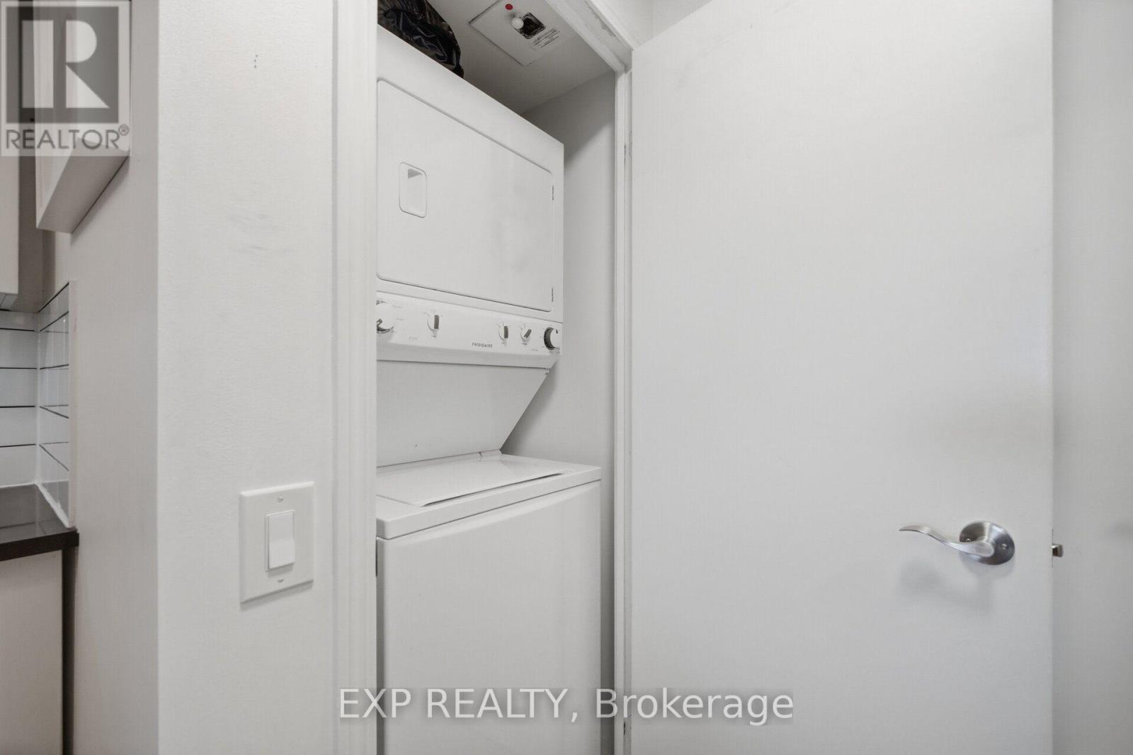 1030- 60 Heintzman Street, Toronto, ON photo 16