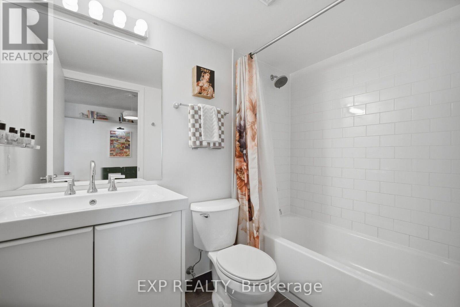 1030- 60 Heintzman Street, Toronto, ON photo 17