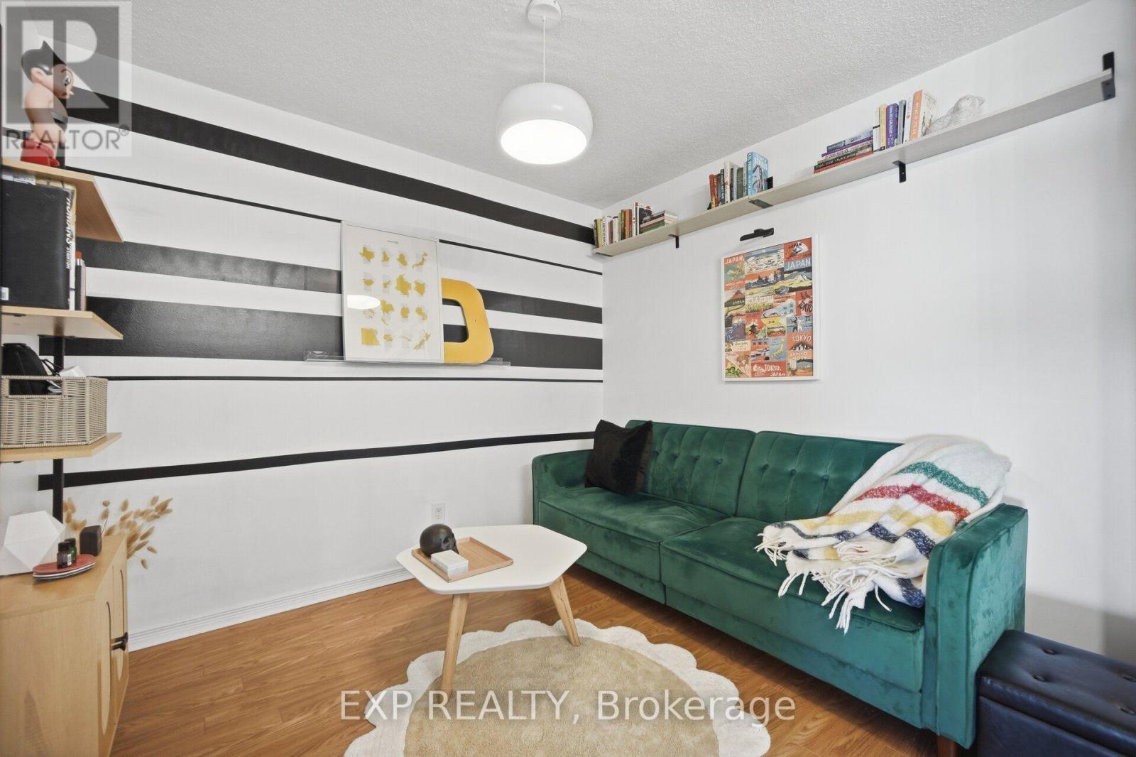 1030- 60 Heintzman Street, Toronto, ON photo 6