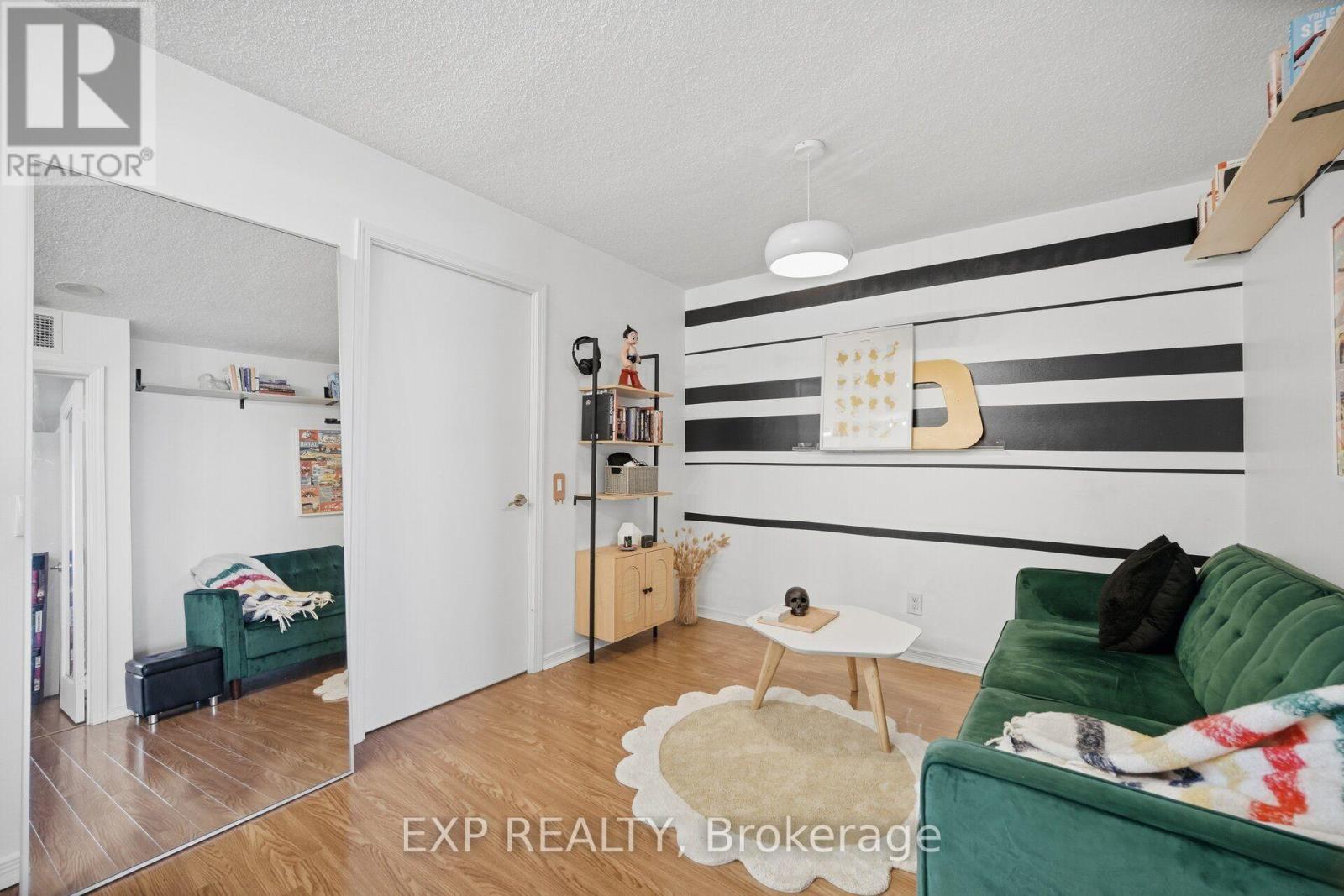 1030- 60 Heintzman Street, Toronto, ON photo 7