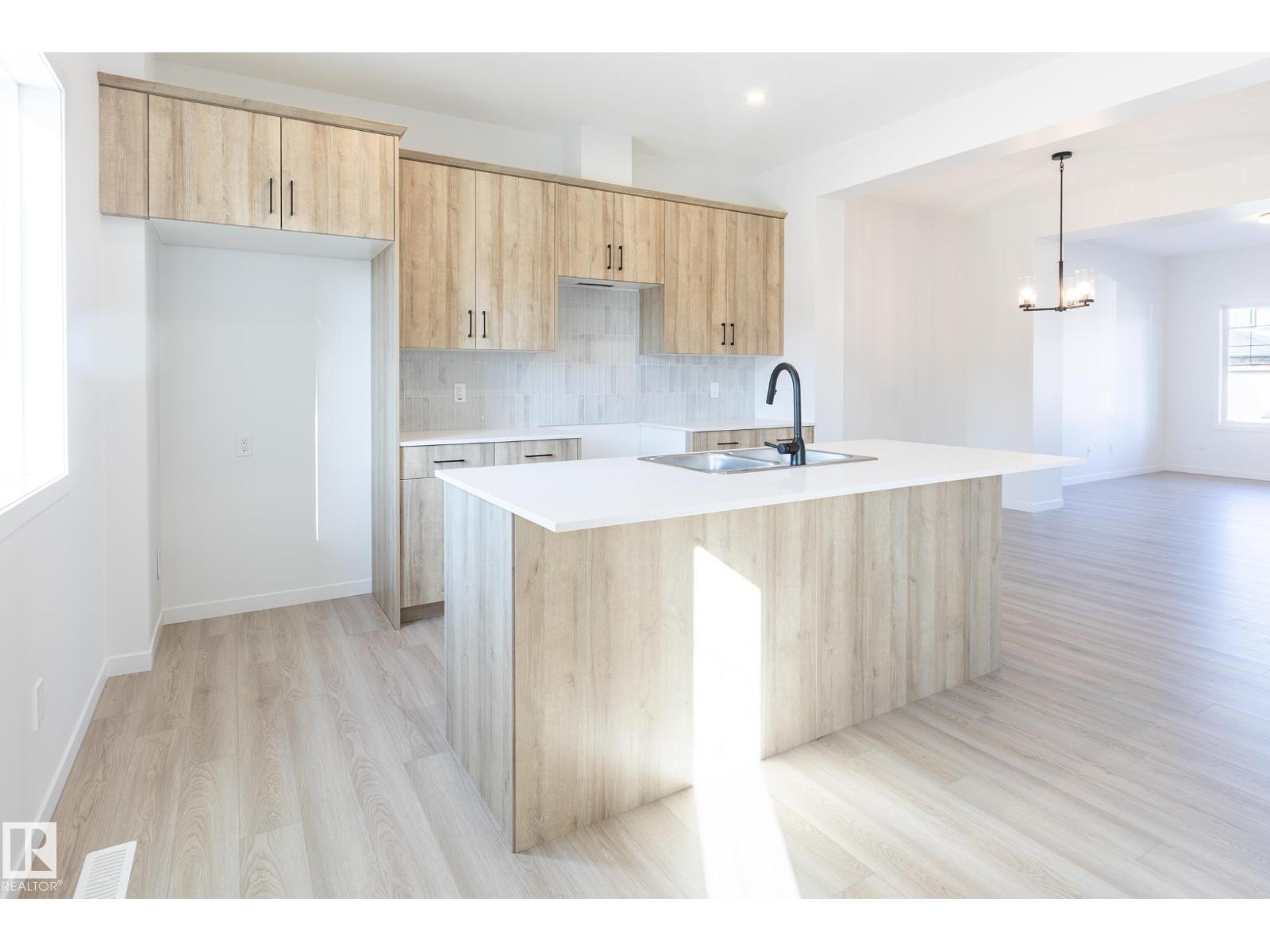213 Wattle RD - 11