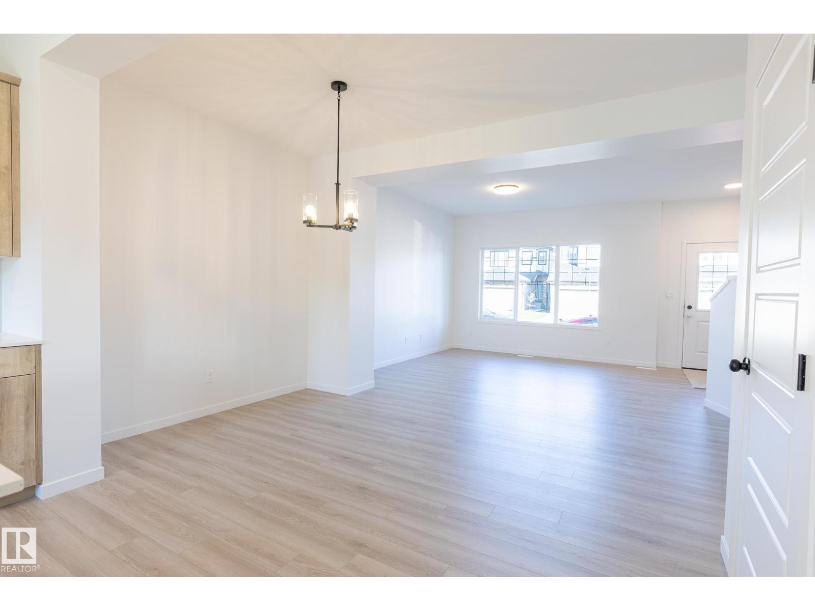 213 Wattle RD - 16