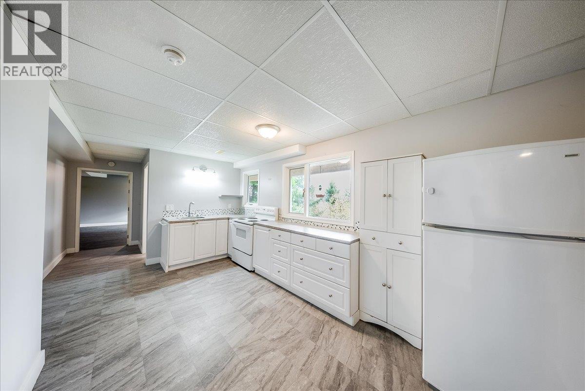 2421 12th Avenue - 24