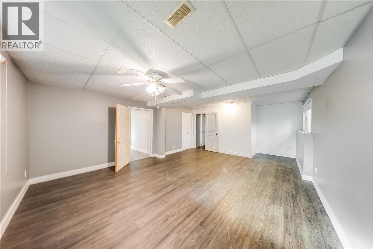 2421 12th Avenue, Castlegar