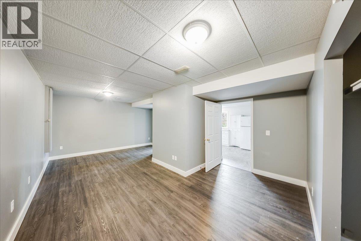 2421 12th Avenue - 29