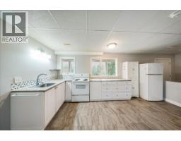 2421 12th Avenue, Castlegar, BC V1N4A9 Photo 23