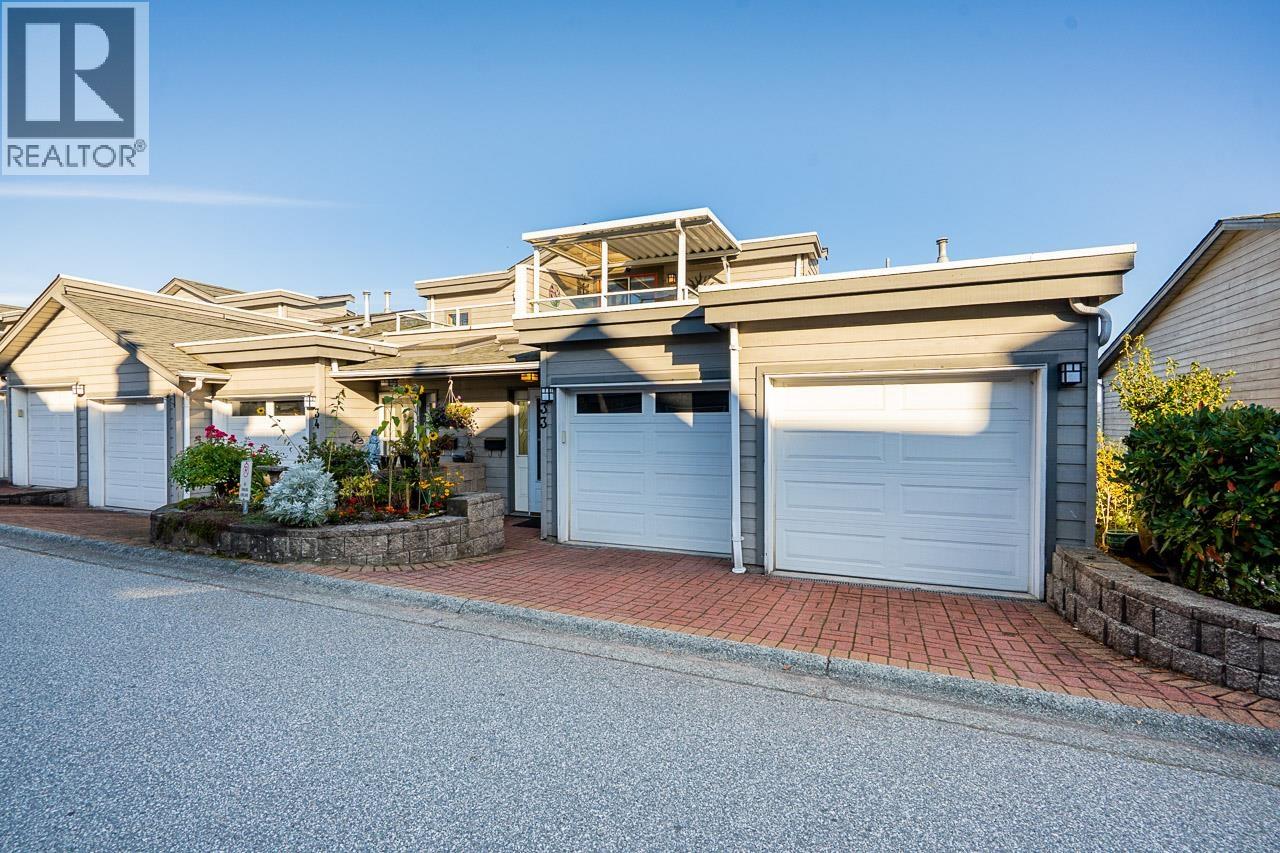 Property for sale at 33 323 GOVERNORS COURT