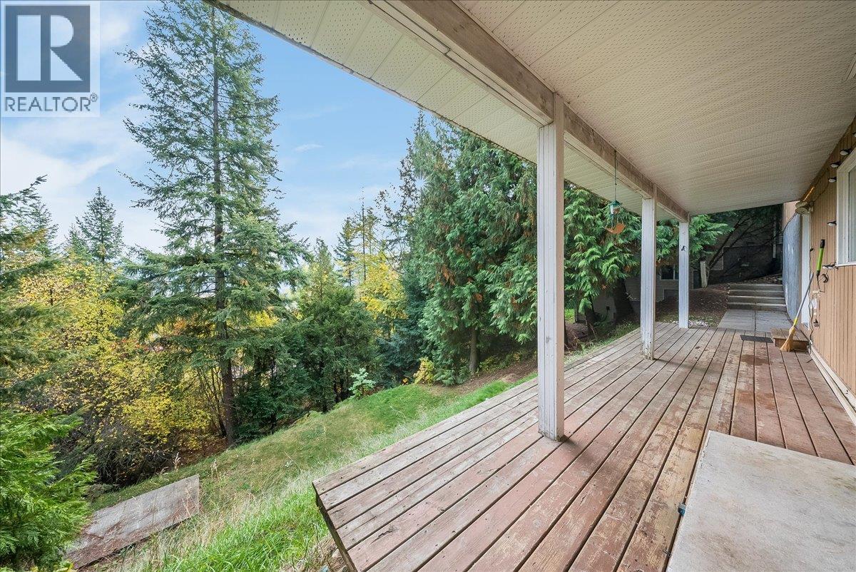2421 12th Avenue - 36