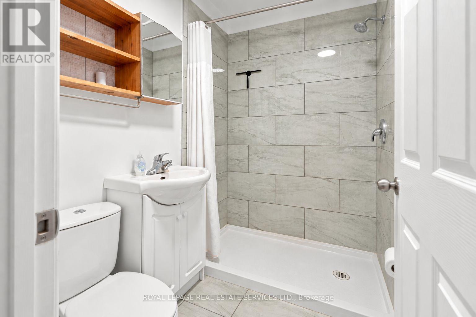 287 HURON ROAD - 18