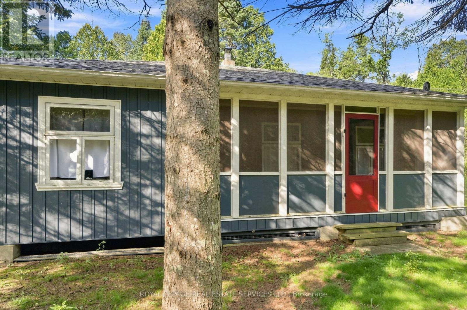 287 HURON ROAD - 3