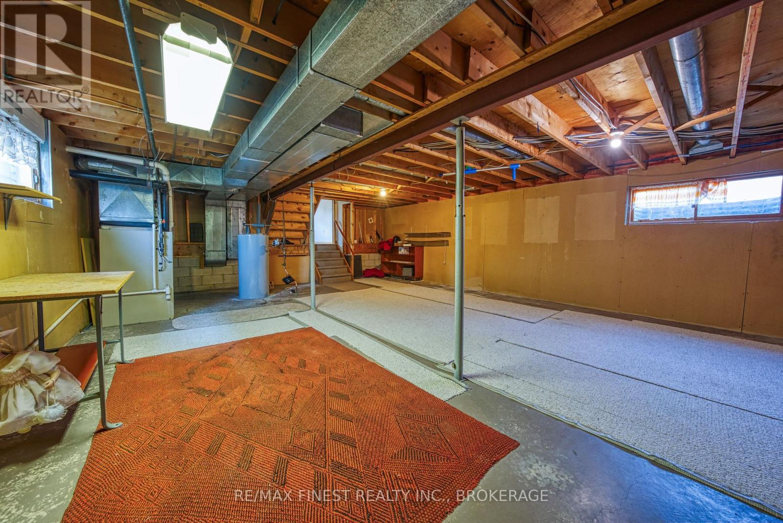 788 Kimberley Street — photo 31