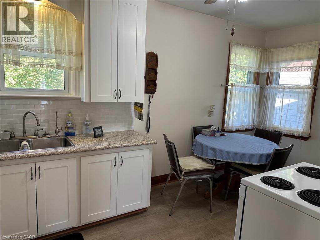 55 POPLAR Street - 14