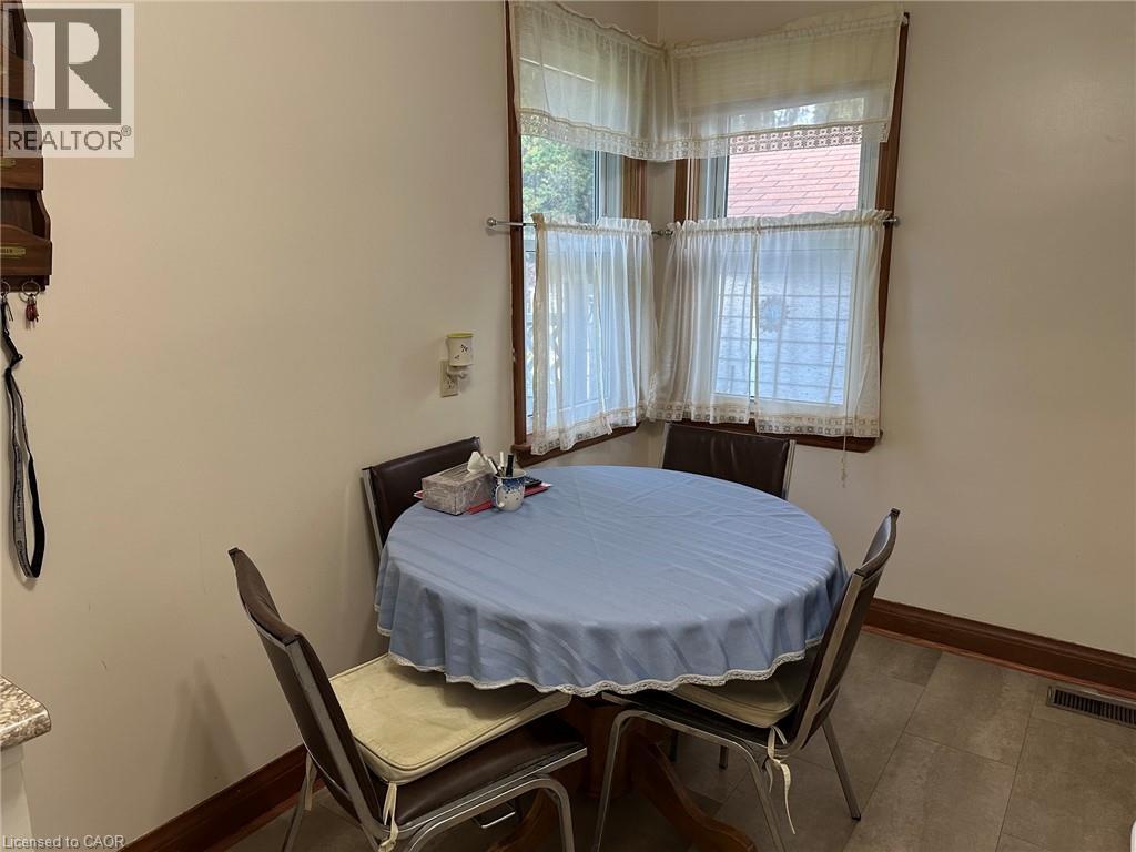 55 POPLAR Street - Image 15