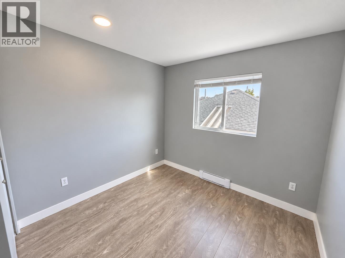 204 2211 NO. 4 ROAD, Richmond