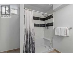232 Lake Wapta Rise SE - photo 19