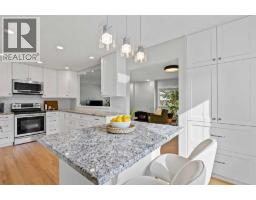 232 Lake Wapta Rise SE - photo 4