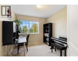 262 Panamount Way NW - photo 19