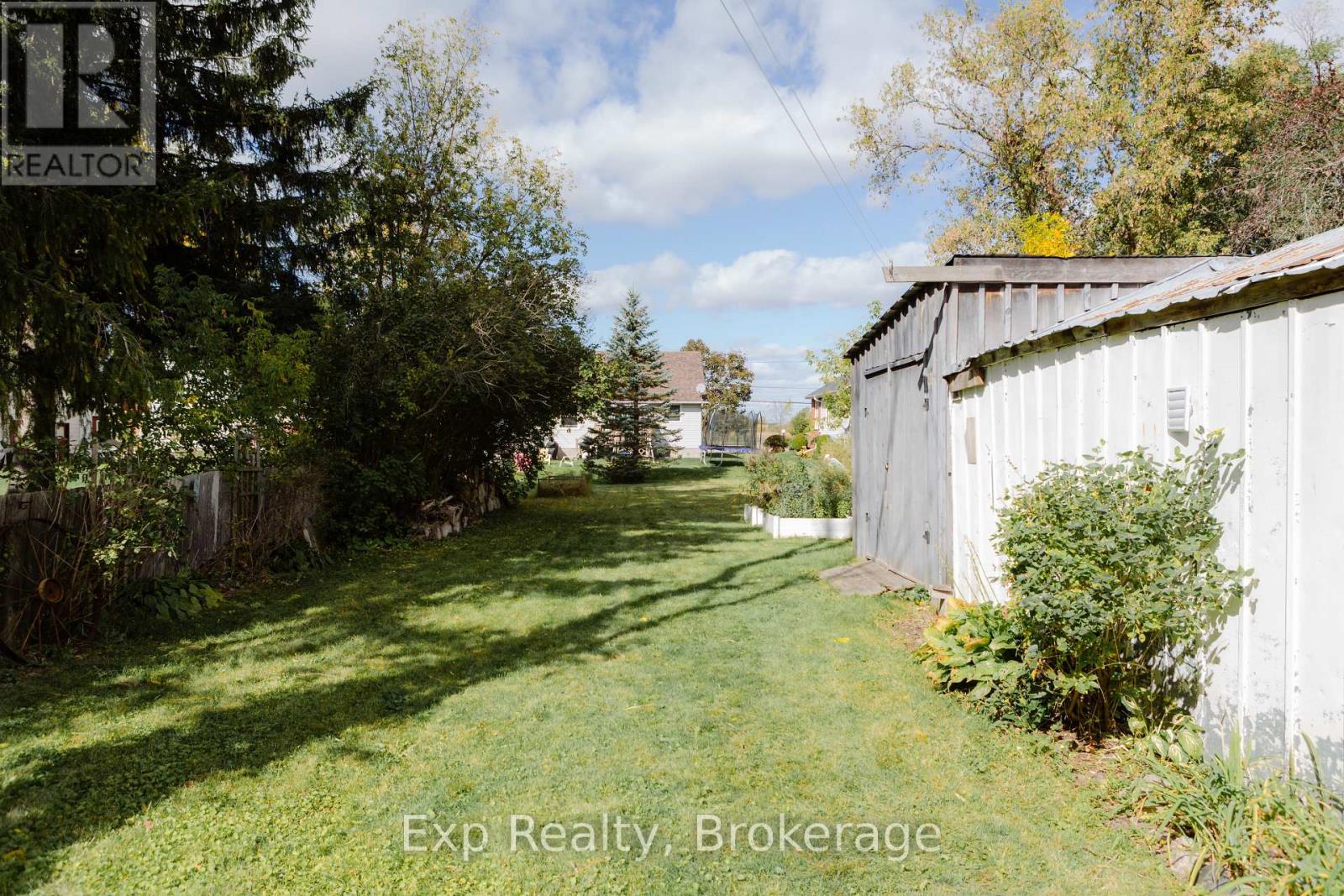 112 FRONT STREET W - 37
