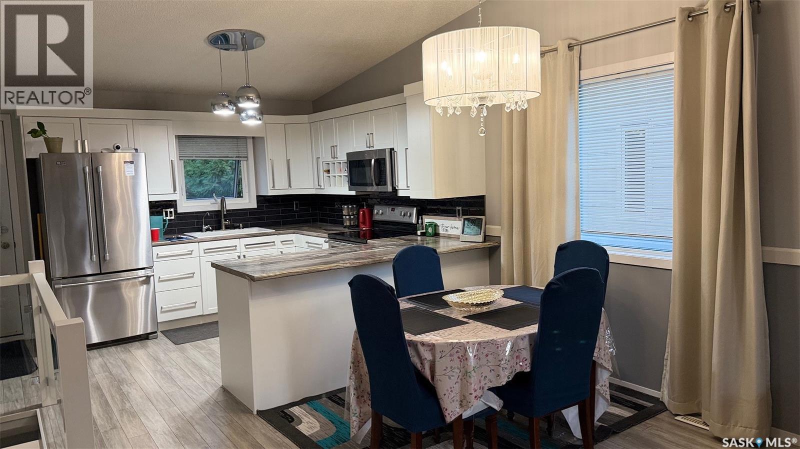 68 Fenson CRESCENT - 9