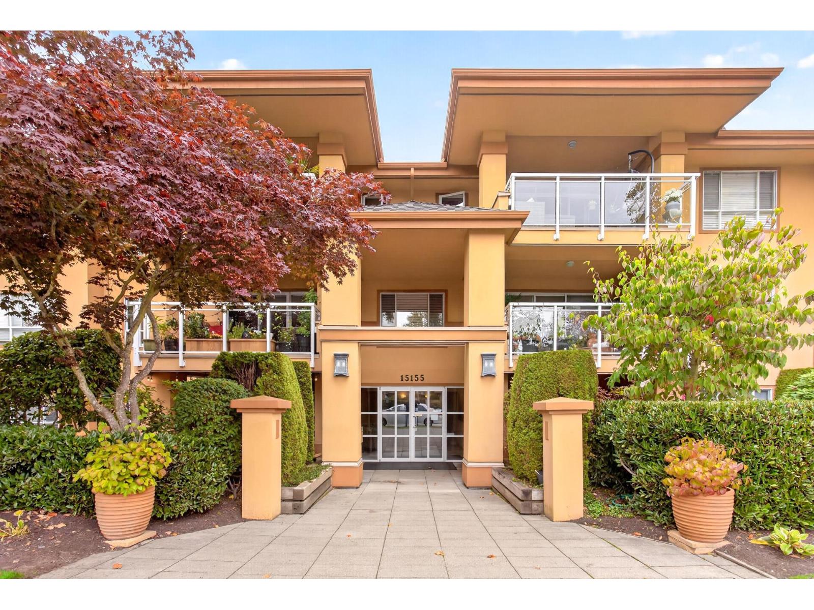 208 15155 22 Avenue, South Surrey