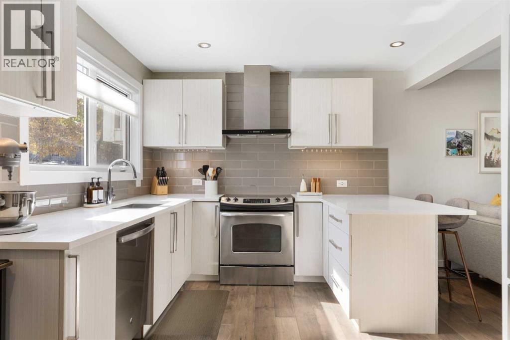 364 Killarney Glen Court SW, Calgary, Alberta, T3E7H4