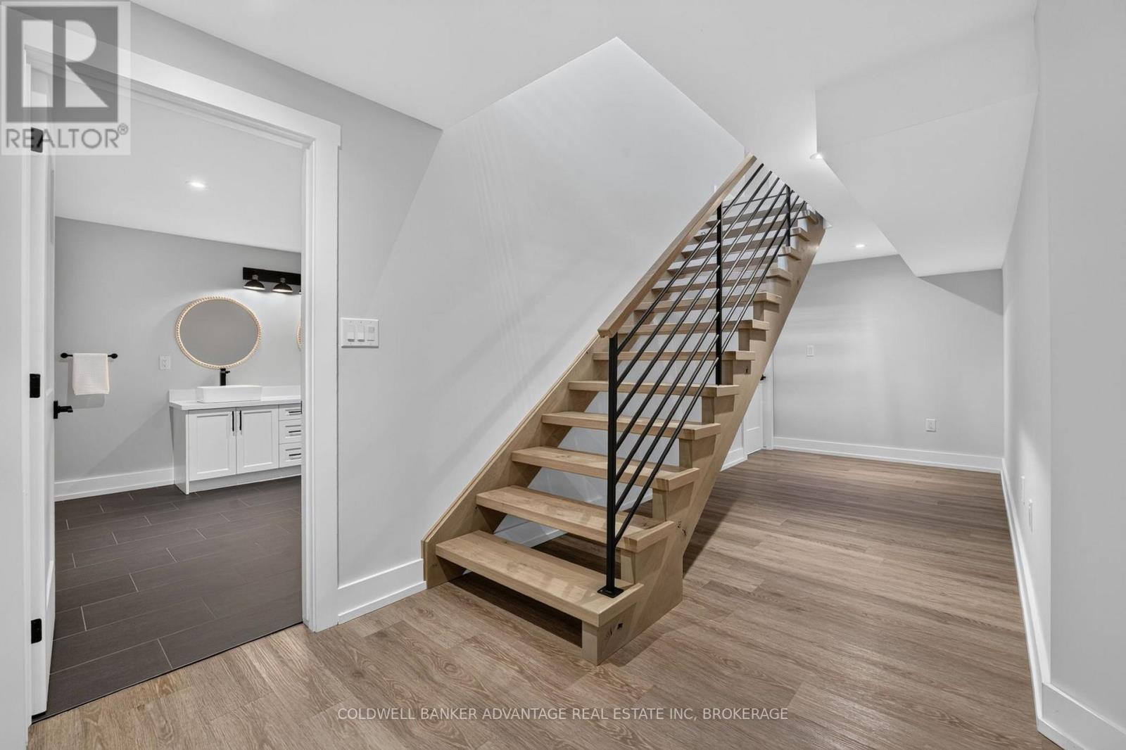 162 Viger Drive — photo 30