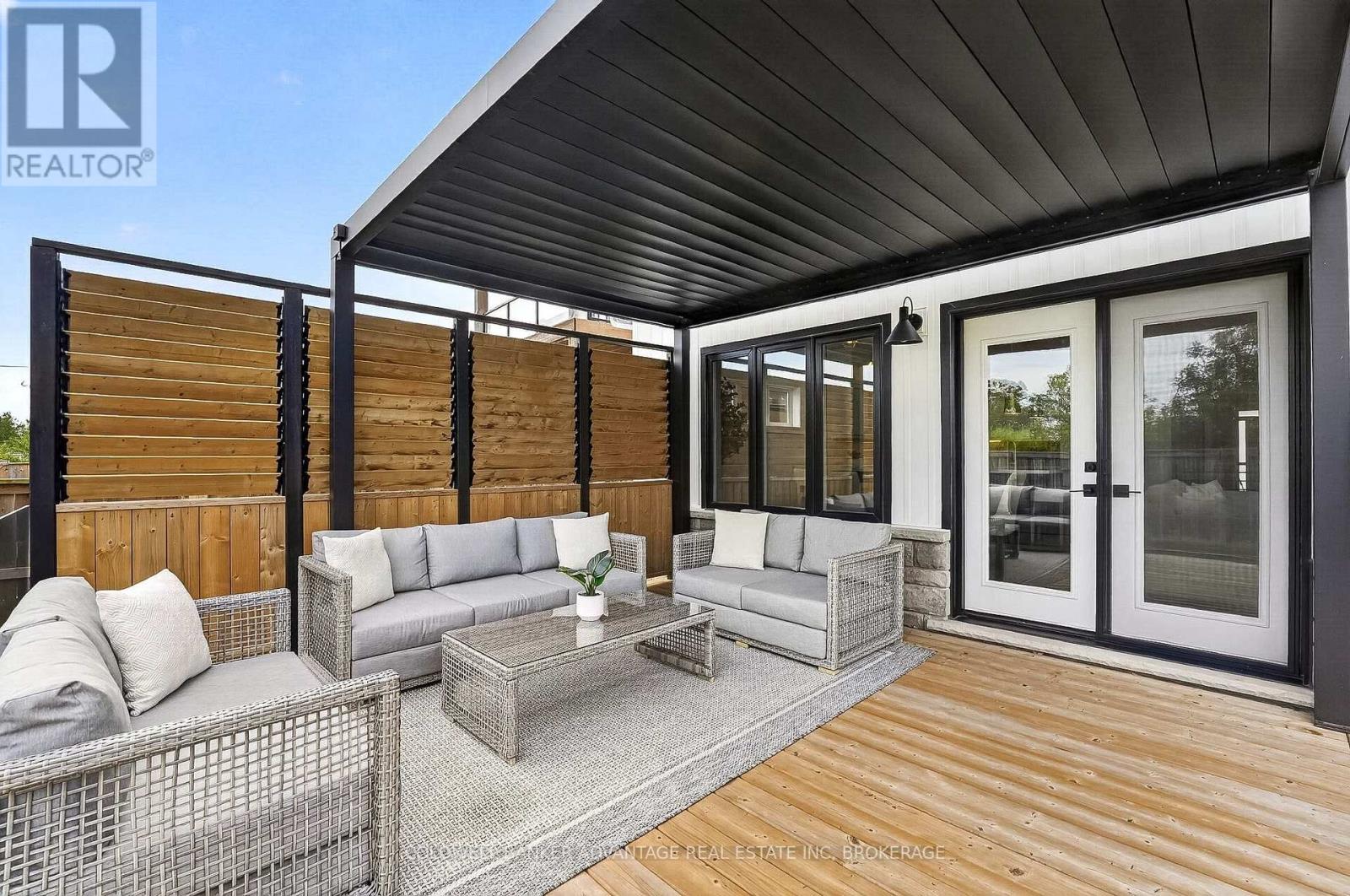 162 Viger Drive — photo 39