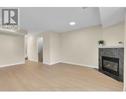 64 Mayflower Private, Ottawa, ON K2B0A2 Photo 11