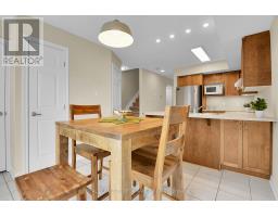 64 Mayflower Private, Ottawa, ON K2B0A2 Photo 21