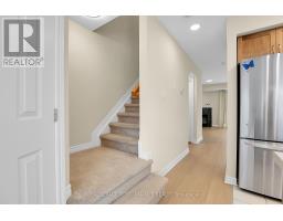 64 Mayflower Private, Ottawa, ON K2B0A2 Photo 23