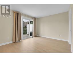 64 Mayflower Private, Ottawa, ON K2B0A2 Photo 31