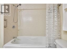 64 Mayflower Private, Ottawa, ON K2B0A2 Photo 35