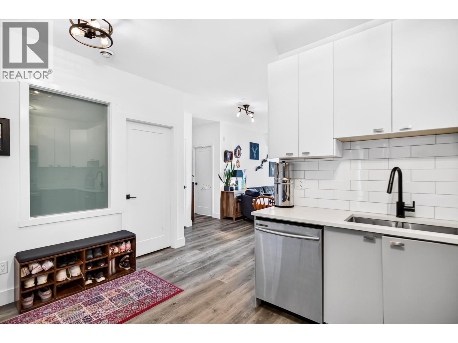 318 12320 222 STREET, Maple Ridge