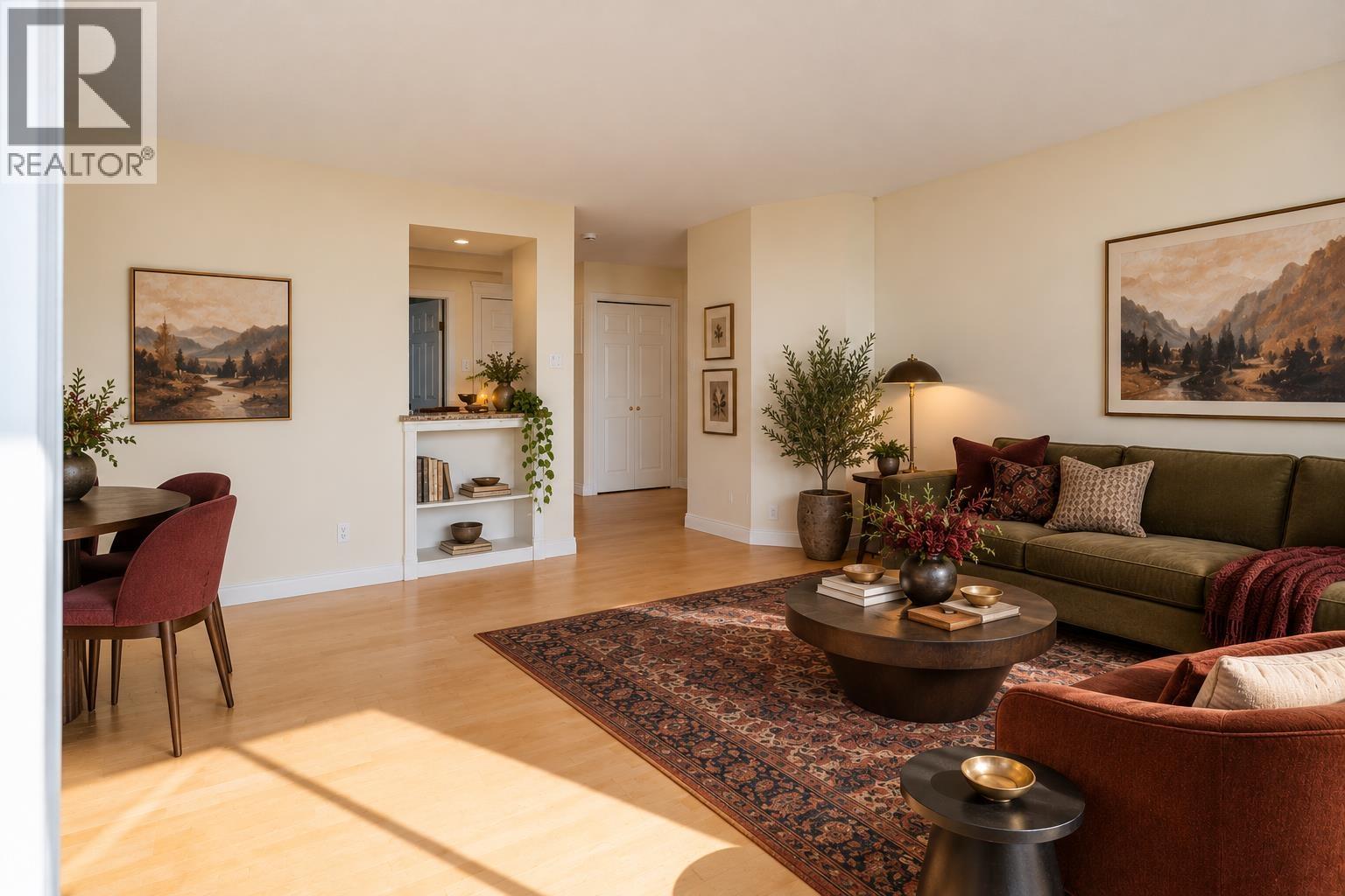 703 1737 DUCHESS AVENUE, West Vancouver